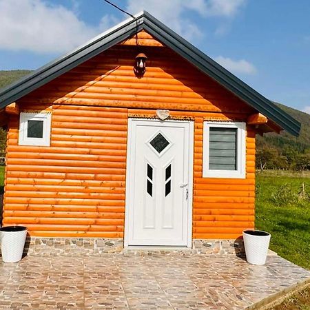 Apartman Visoko-Oaza Mira Εξωτερικό φωτογραφία